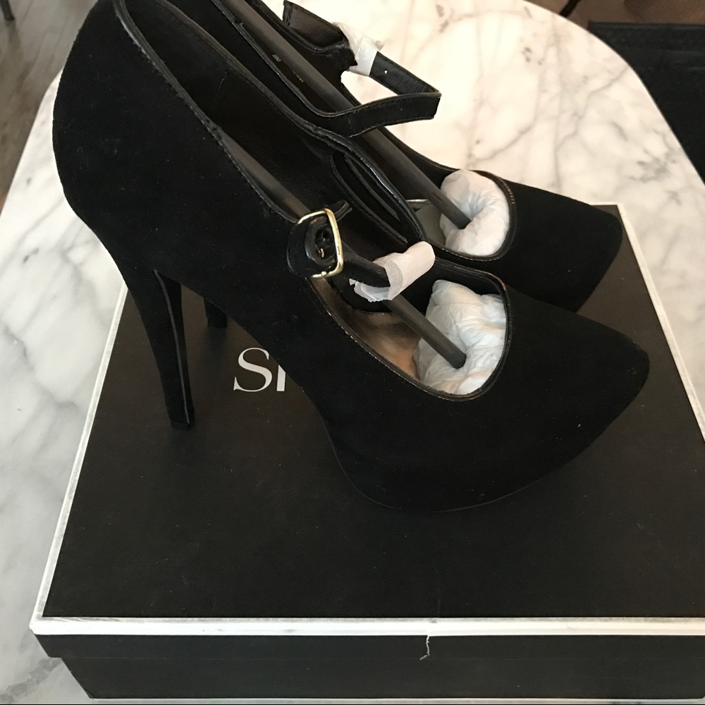 NEW Shoemint Edith Pump